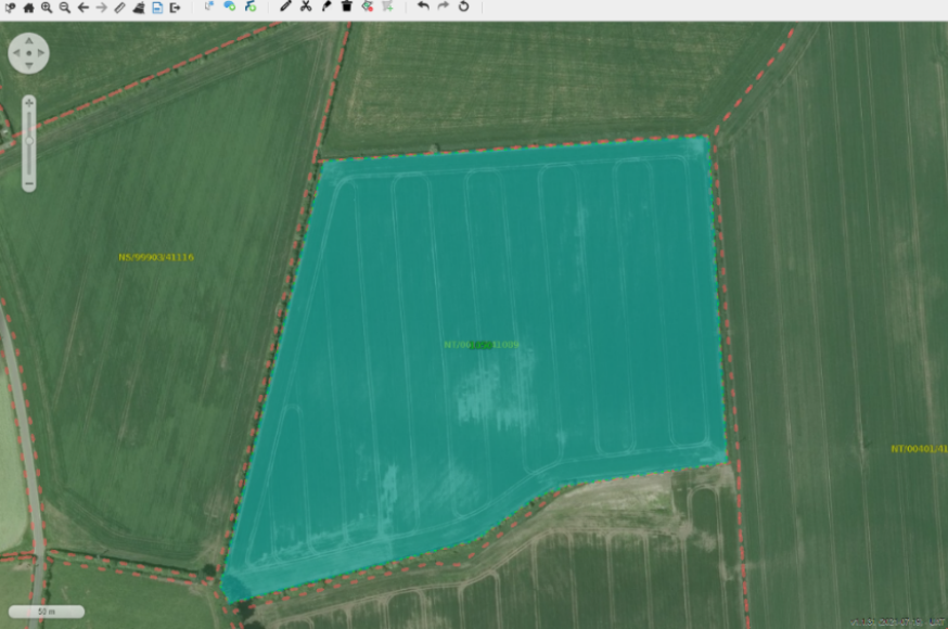 Map viewer showing a blue area of fallow covering the field. Map viewer showing a blue area of fallow covering the field.